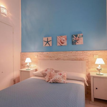 Approdo Rooms - Eja Sardinia 卡利亚里 外观 照片