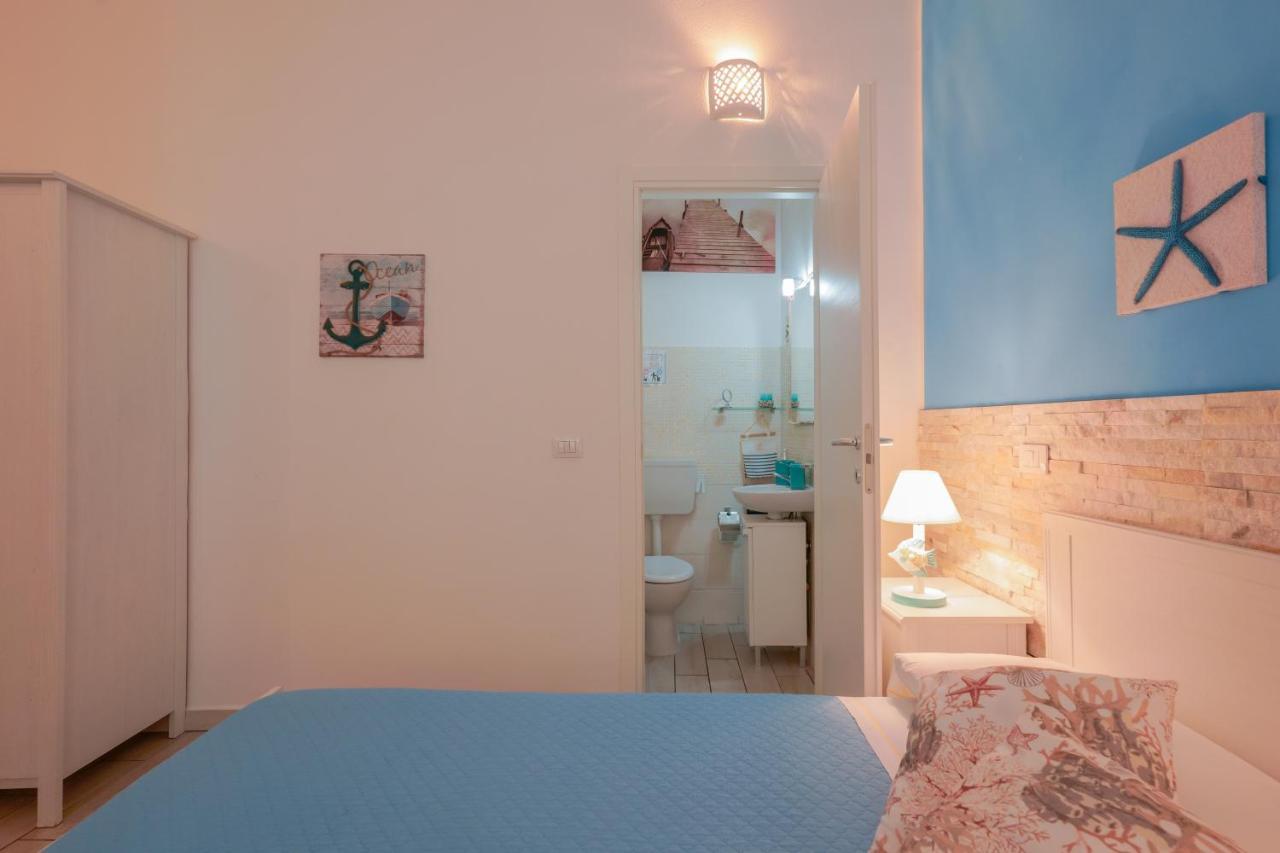 Approdo Rooms - Eja Sardinia 卡利亚里 外观 照片